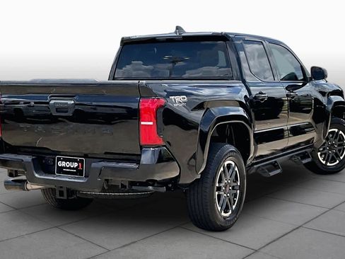 Used 2025 Toyota Tacoma TRD Sport RWD image 13