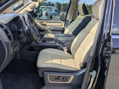 Used 2019 RAM 1500 Limited w/ Advanced Safety Group AWD/4WD image 5