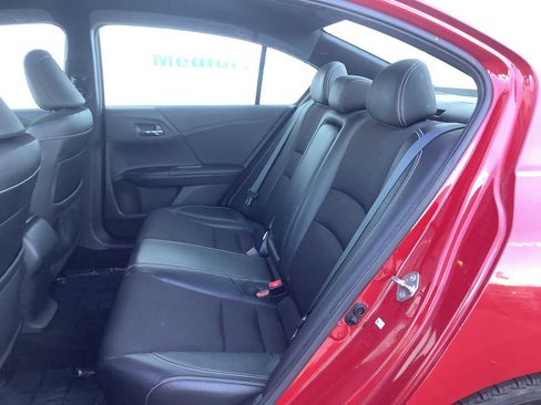 Used 2016 Honda Accord Sport image 13