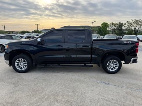 Used 2023 Chevrolet Silverado 1500 LT AWD/4WD image 12
