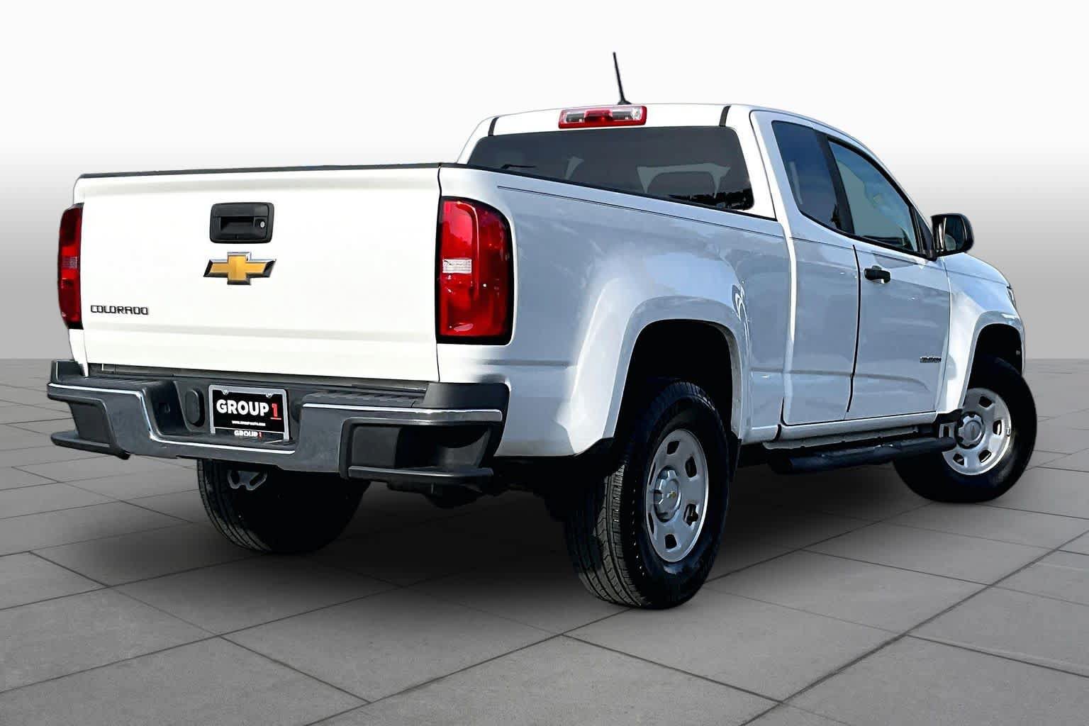 Used 2020 Chevrolet Colorado W/T w/ WT Convenience Package RWD image 11