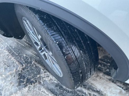 Used 2020 Ford Escape SEL image 39