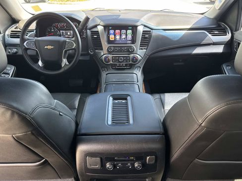 Used 2019 Chevrolet Tahoe Premier w/ RST Edition RWD image 16