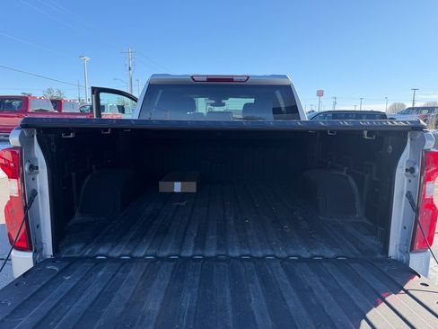 Used 2021 Chevrolet Silverado 1500 Custom Trail Boss w/ Safety Confidence Package image 12