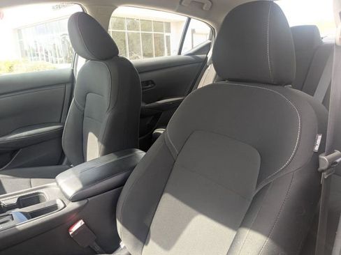 Used 2025 Nissan Sentra S image 14