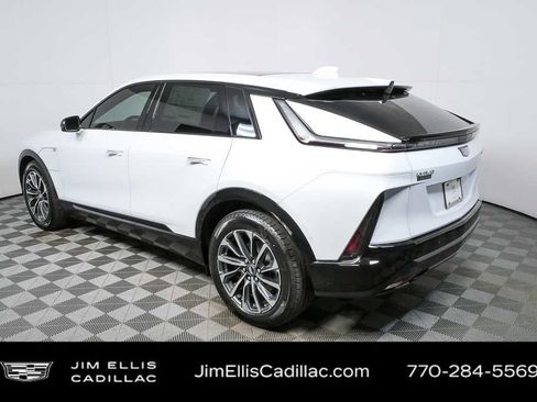 New 2026 Cadillac Lyriq Sport image 31