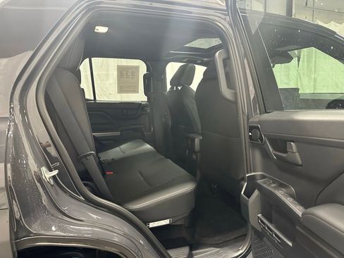 Used 2025 Toyota 4Runner TRD Off-Road Premium w/ Tow Technology Package image 49