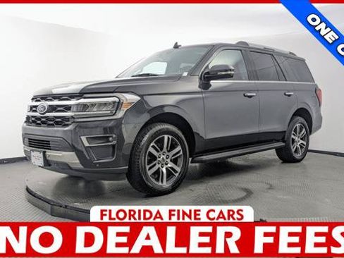 Used 2024 Ford Expedition Limited RWD image 1
