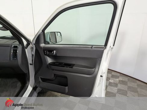 Used 2011 Ford Escape Limited w/ 302A Rapid Spec Order Code AWD/4WD image 36