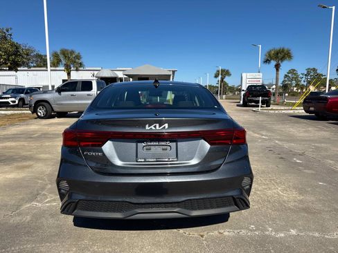 Used 2024 Kia Forte LXS image 4