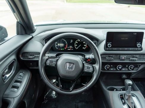 Used 2025 Honda HR-V Sport image 12