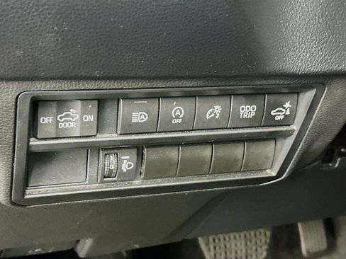 Used 2023 Toyota Tundra SR5 w/ SR5 Convenience Package image 17