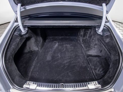 Used 2018 Rolls-Royce Phantom image 10