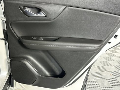 Used 2023 Chevrolet Blazer Premier FWD image 31