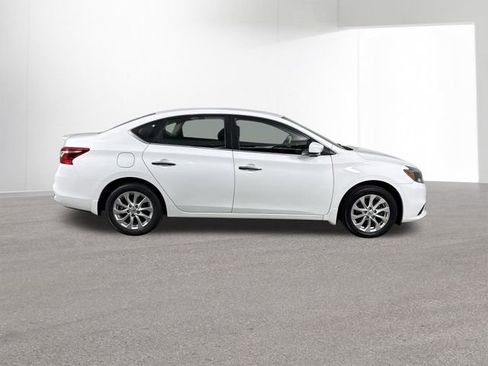 Used 2017 Nissan Sentra S w/ S Style Package FWD image 33