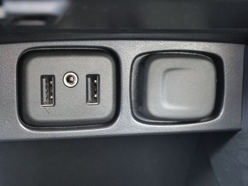 Used 2022 Buick Encore Preferred w/ Safety Package image 26