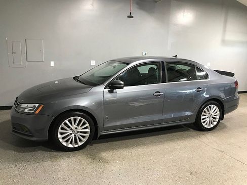 Used 2016 Volkswagen Jetta SEL w/ Lighting Package image 6