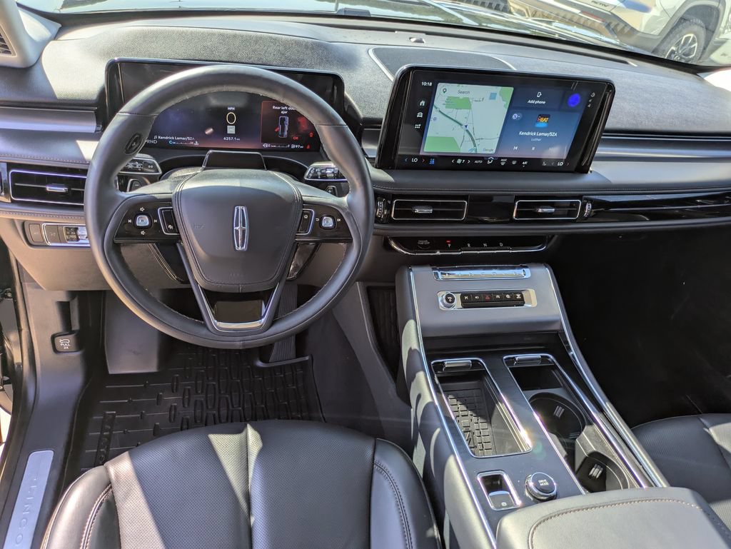 Used 2026 Lincoln Aviator 2WD image 10