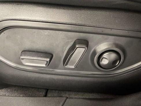 New 2026 Jeep Cherokee Limited image 16