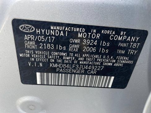 Used 2018 Hyundai Elantra Limited FWD image 31