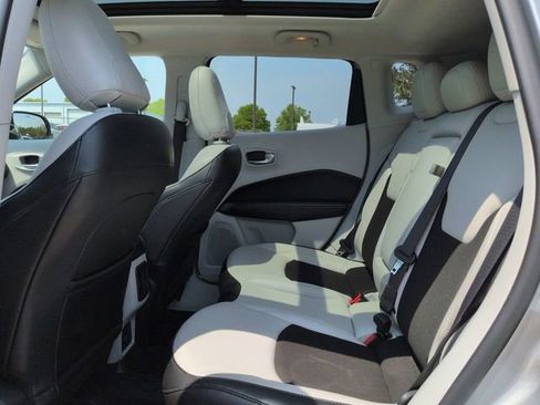 Used 2021 Jeep Compass Latitude w/ Sun and Sound Group image 16