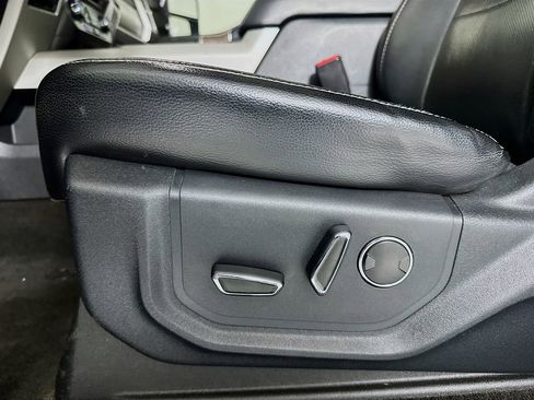 Used 2017 Ford F350 Lariat w/ Lariat Ultimate Package AWD/4WD image 19