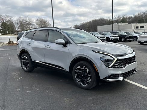 Used 2024 Kia Sportage SX image 7