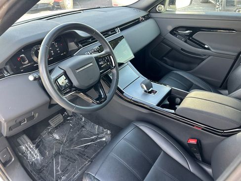 Used 2024 Land Rover Range Rover Evoque S image 22