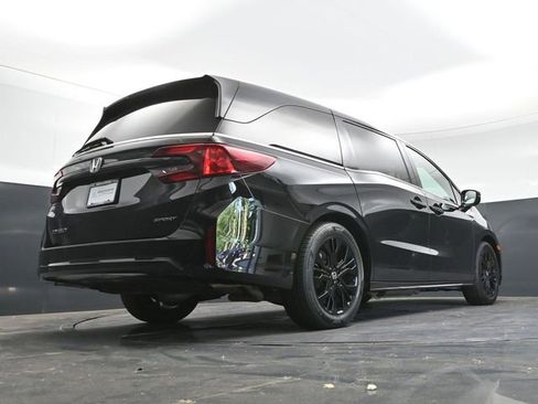 Used 2025 Honda Odyssey Sport-L image 43