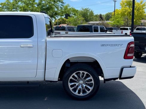 Used 2022 RAM 1500 Laramie w/ Sport Appearance Package AWD/4WD image 10
