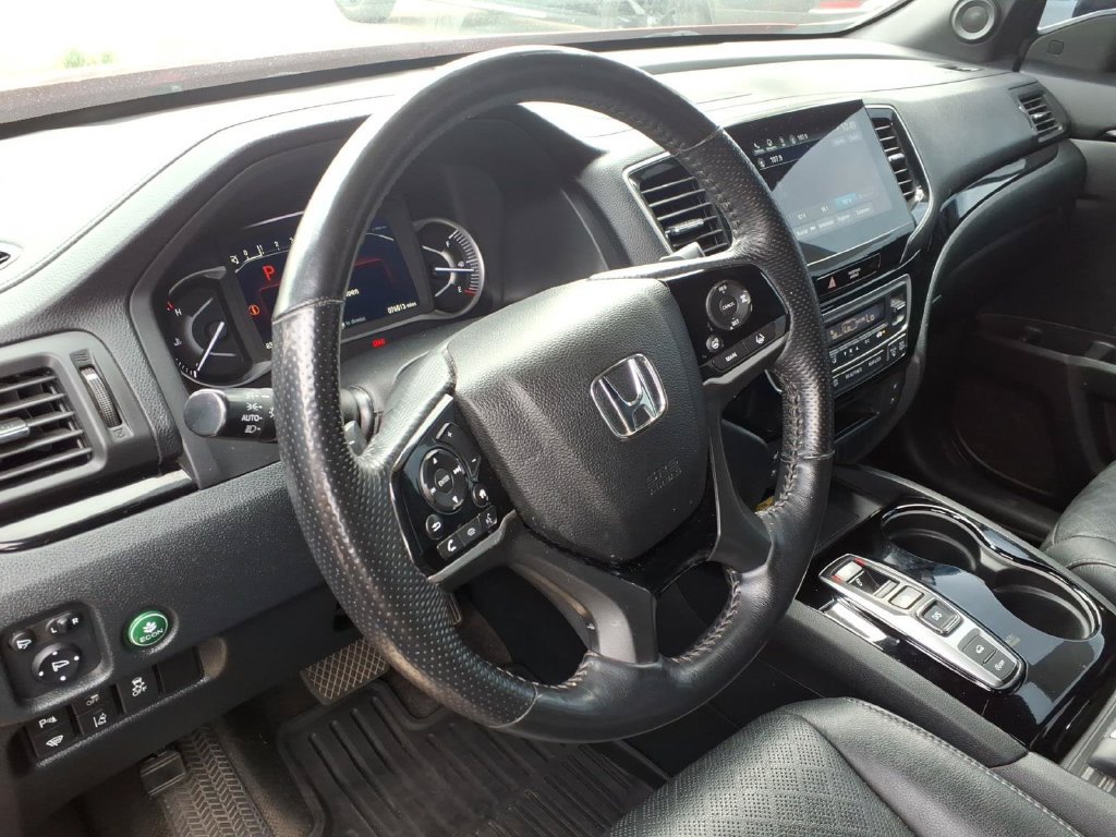 Used 2023 Honda Passport Elite image 18