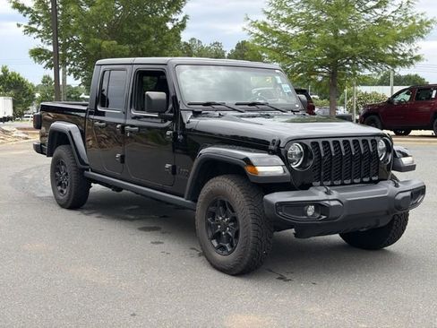 Used 2022 Jeep Gladiator Sport AWD/4WD image 14