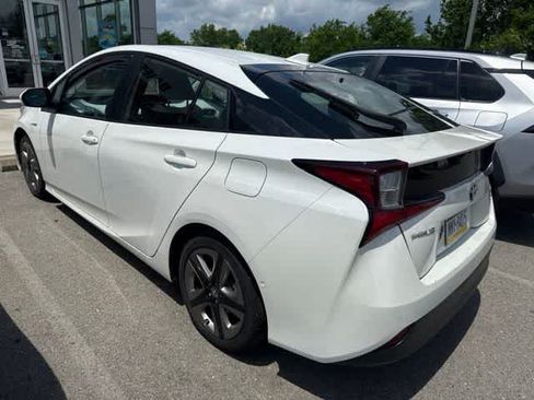 Used 2019 Toyota Prius XLE w/ Advanced Technology Package FWD image 5