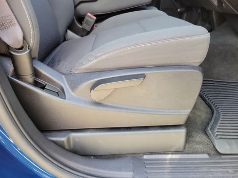 Used 2017 GMC Sierra 1500 SLE w/ SLE Value Package image 30