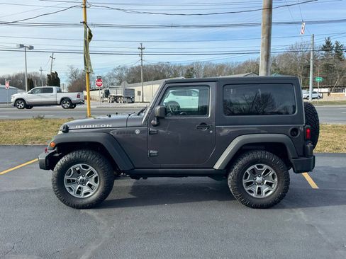 Used 2014 Jeep Wrangler Rubicon w/ Dual Top Group image 8