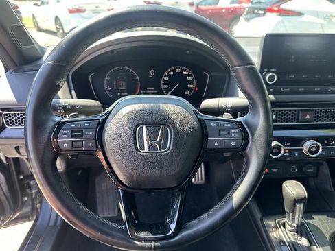 Used 2023 Honda Civic Sport image 28