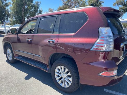 Used 2015 Lexus GX 460 w/ Premium Package AWD/4WD image 7