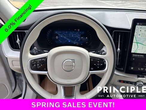 New 2026 Volvo XC60 B5 Ultra w/ Protection Package Premier image 23