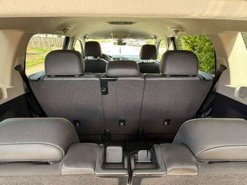 Used 2024 Volkswagen Tiguan Wolfsburg Edition FWD image 9