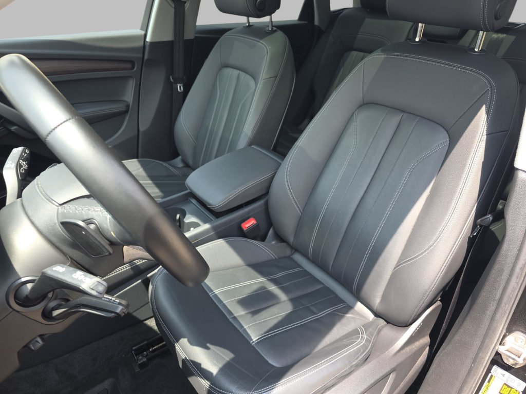 Used 2023 Audi Q5 2.0T Premium Plus AWD/4WD image 17