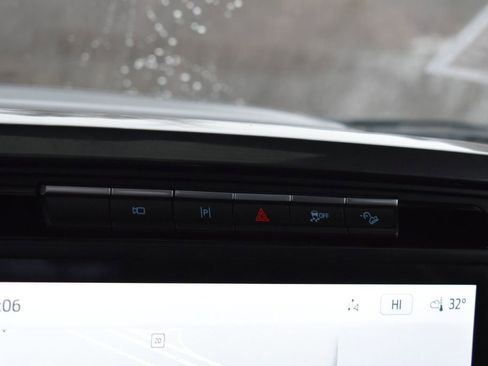 Used 2022 Ford F150 Lariat w/ Equipment Group 502A High image 26