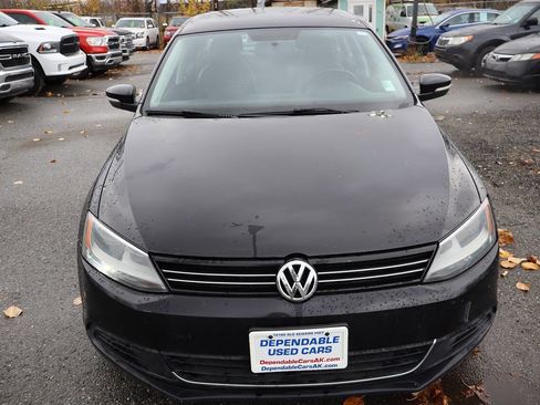 Used 2013 Volkswagen Jetta SE image 8