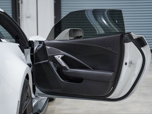 Used 2016 Chevrolet Corvette Z06 w/ 3LZ Preferred Equipment Group image 30