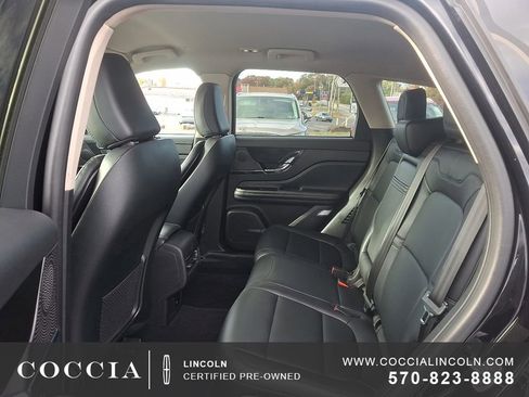 Certified 2024 Lincoln Corsair AWD image 10