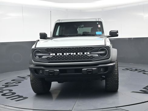 Used 2023 Ford Bronco Badlands w/ Sasquatch Package image 5