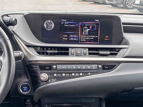 Used 2021 Lexus ES 300h w/ Accessory Package image 12