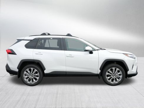 Certified 2025 Toyota RAV4 XLE Premium image 8