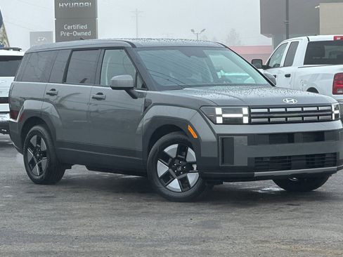 New 2026 Hyundai Santa Fe SE image 2