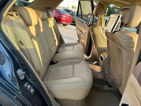 Used 2011 Mercedes-Benz ML 350 4MATIC w/ Premium 1 Pkg image 17