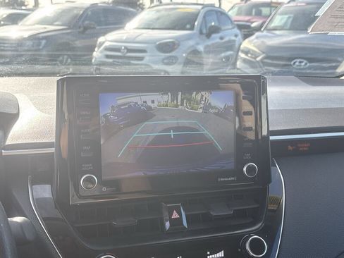 Used 2022 Toyota Corolla LE image 27